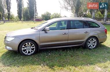 Универсал Skoda Superb 2012 в 