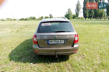 Универсал Skoda Superb 2012 в 