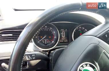 Универсал Skoda Superb 2012 в 