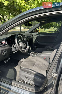 Лифтбек Skoda Superb 2021 в 