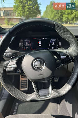 Лифтбек Skoda Superb 2021 в 