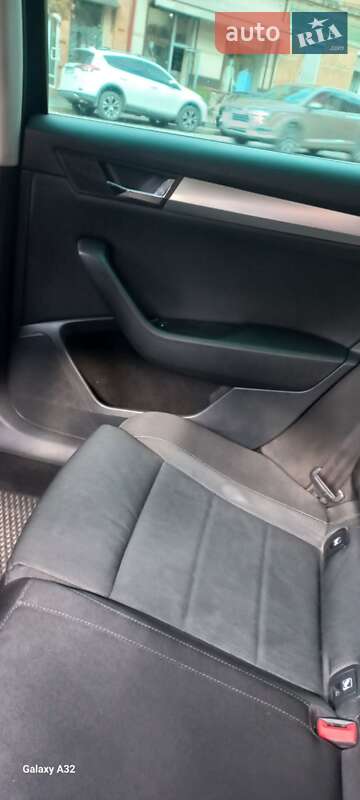 Лифтбек Skoda Superb 2015 в Мукачево