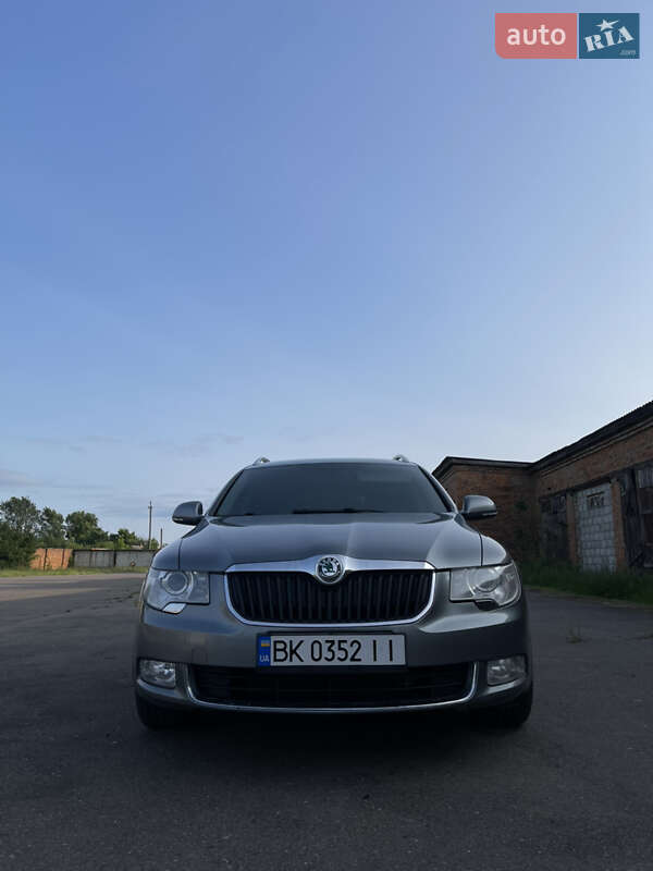 Skoda Superb 2010