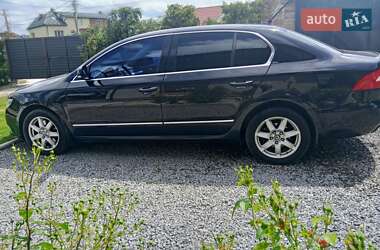 Лифтбек Skoda Superb 2011 в 