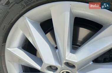 Лифтбек Skoda Superb 2020 в 