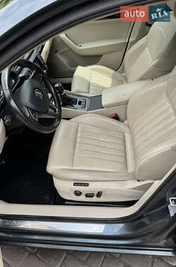 Лифтбек Skoda Superb 2016 в 