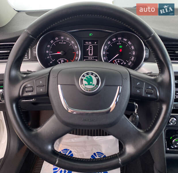 Универсал Skoda Superb 2013 в Львове