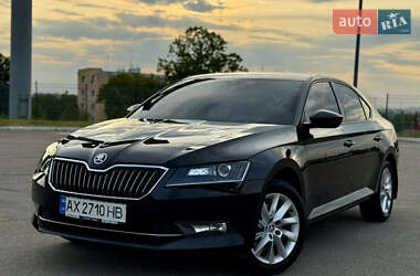 Лифтбек Skoda Superb 2018 в 