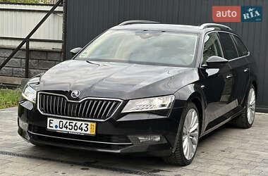 Универсал Skoda Superb 2017 в 