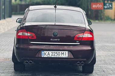 Лифтбек Skoda Superb 2009 в 