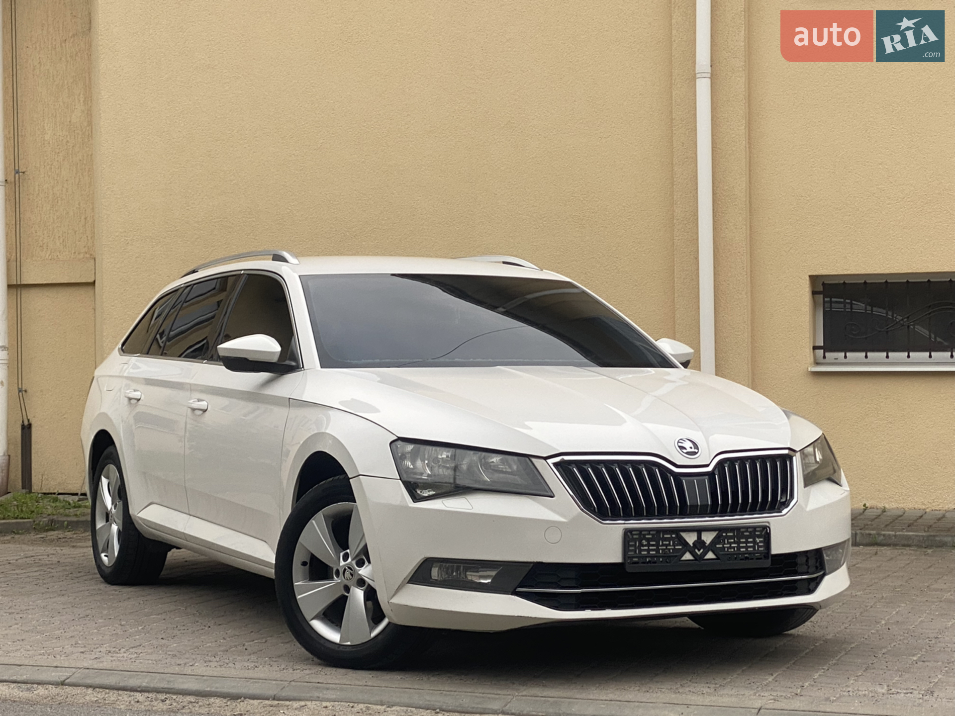 2017 Skoda Superb - фото 1