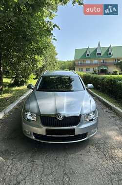 Универсал Skoda Superb 2011 в 