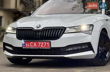 Лифтбек Skoda Superb 2021 в 