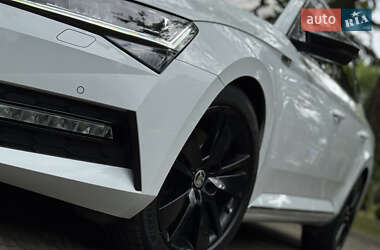 Лифтбек Skoda Superb 2021 в 