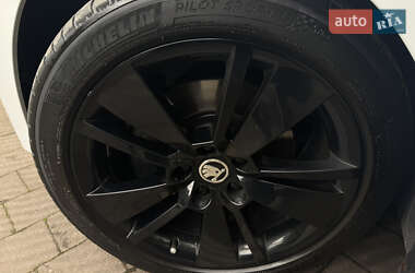 Лифтбек Skoda Superb 2021 в 