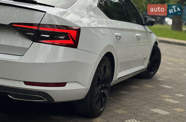Лифтбек Skoda Superb 2021 в 