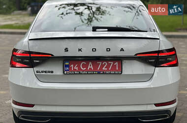Лифтбек Skoda Superb 2021 в 