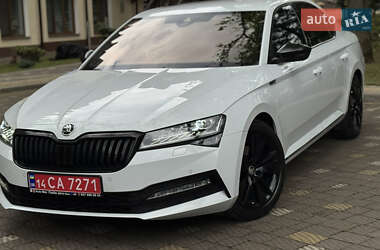 Лифтбек Skoda Superb 2021 в 