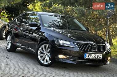 Ліфтбек Skoda Superb 2016 в 