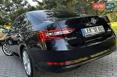 Ліфтбек Skoda Superb 2016 в 