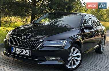 Ліфтбек Skoda Superb 2016 в 