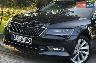 Ліфтбек Skoda Superb 2016 в 