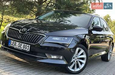 Ліфтбек Skoda Superb 2016 в 