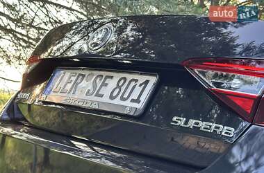 Ліфтбек Skoda Superb 2016 в 