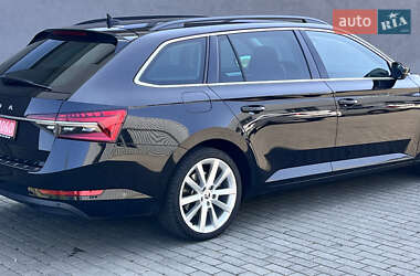 Универсал Skoda Superb 2020 в 
