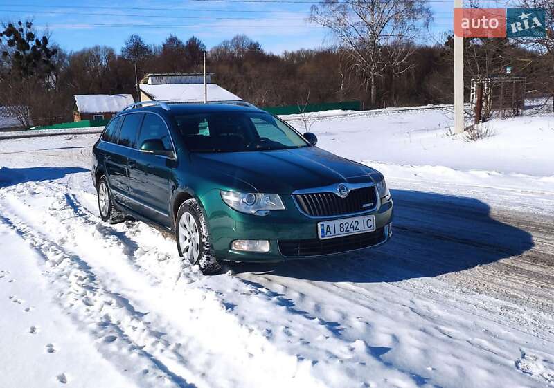 Skoda Superb 2011