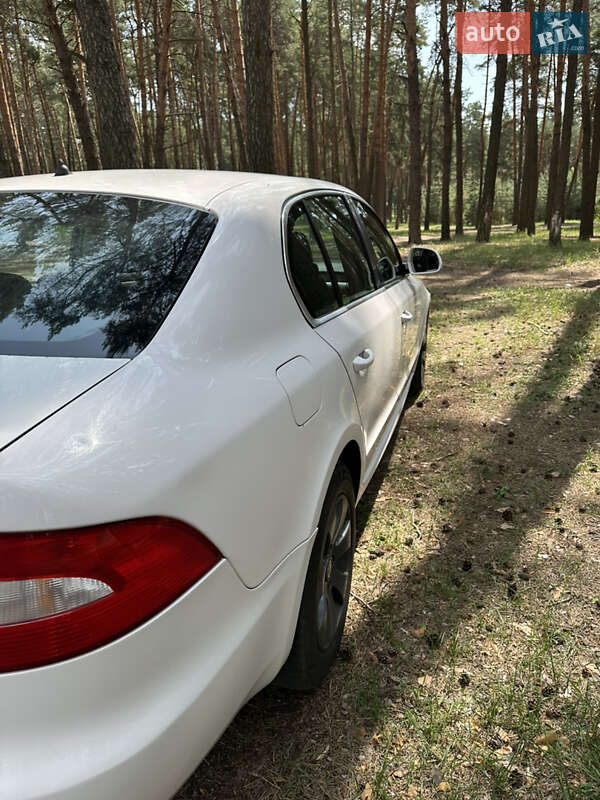 Лифтбек Skoda Superb 2011 в Сумах