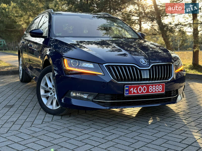 Универсал Skoda Superb 2018 в Дрогобыче