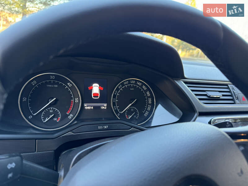 Универсал Skoda Superb 2018 в Дрогобыче