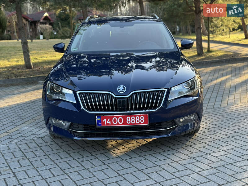 Универсал Skoda Superb 2018 в Дрогобыче