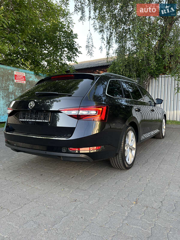 Универсал Skoda Superb 2018 в Луцке