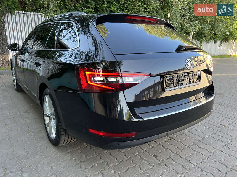 Универсал Skoda Superb 2018 в Луцке