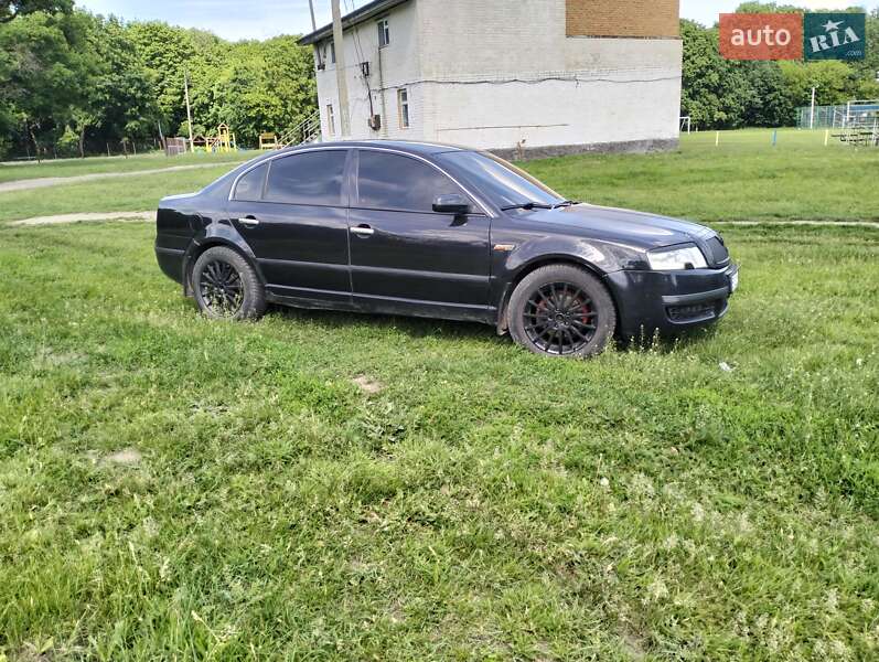 Лифтбек Skoda Superb 2006 в Полтаве