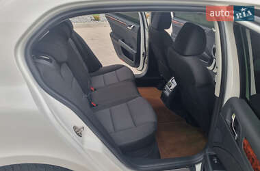 Ліфтбек Skoda Superb 2012 в Дніпрі