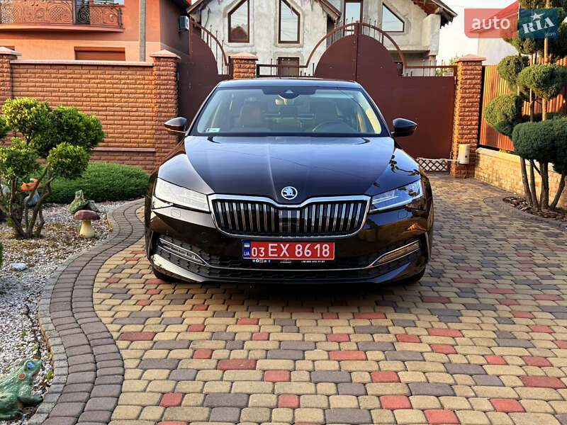 Лифтбек Skoda Superb 2019 в Мукачево