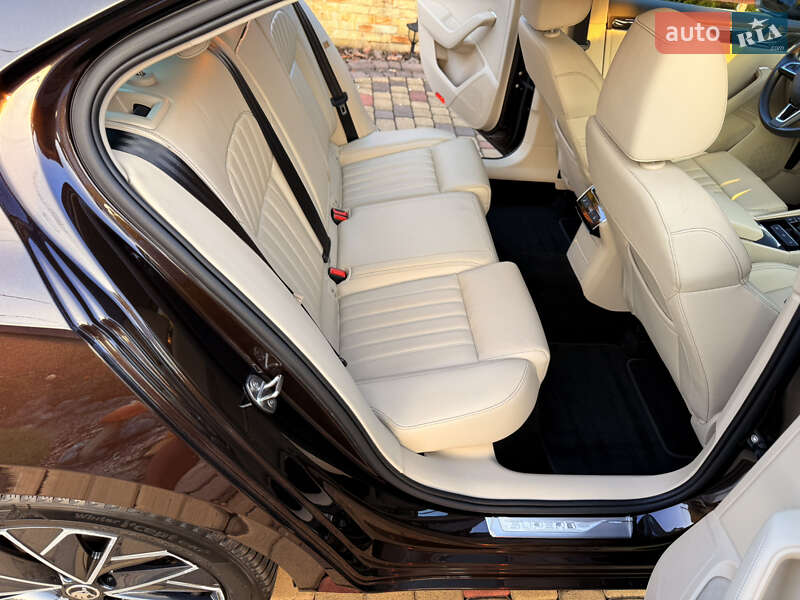 Лифтбек Skoda Superb 2019 в Мукачево