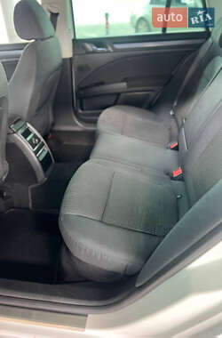 Универсал Skoda Superb 2011 в 