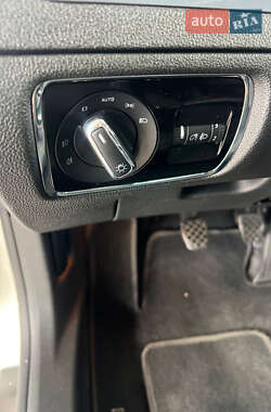 Универсал Skoda Superb 2011 в 