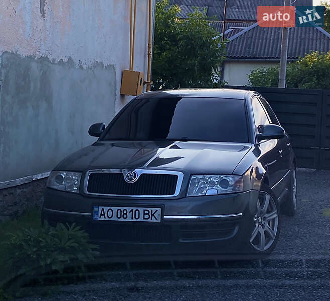 Skoda Superb 2007