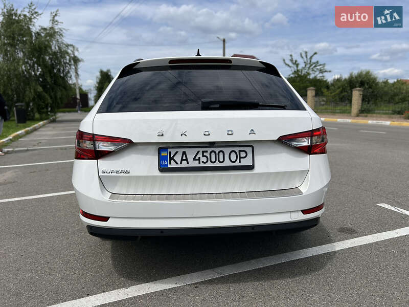 Универсал Skoda Superb 2019 в Киеве