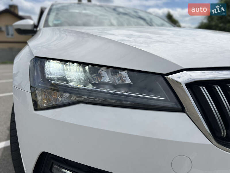 Универсал Skoda Superb 2019 в Киеве