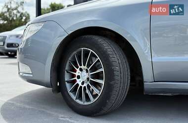 Универсал Skoda Superb 2011 в 