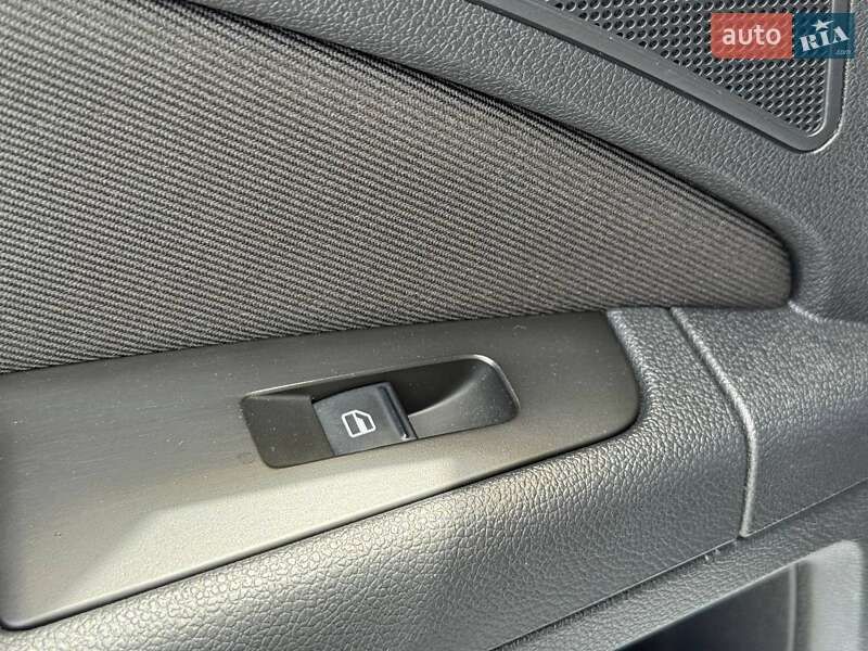 Универсал Skoda Superb 2011 в Ровно
