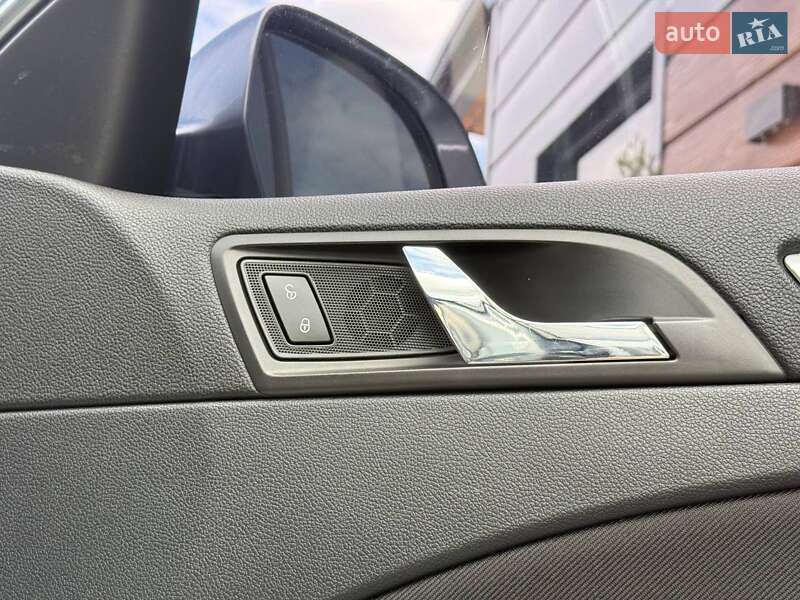 Универсал Skoda Superb 2011 в Ровно
