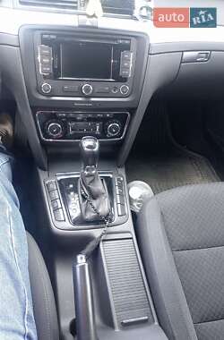 Универсал Skoda Superb 2015 в 