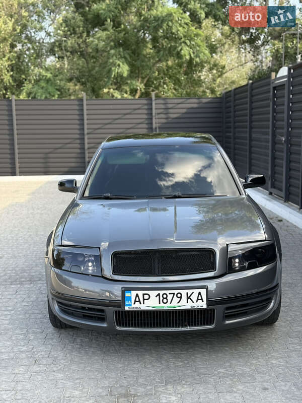 Лифтбек Skoda Superb 2006 в 